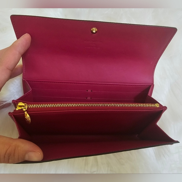 ❤️🎉HOST PICK 🎉❤️Authentic LV Sarah Long Wallet Portefeuille Monogram Vernis - Picture 7 of 16